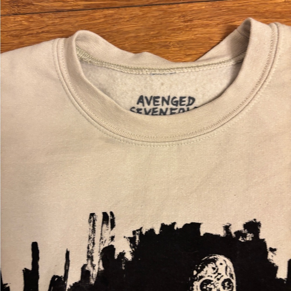 Avenged Sevenfold tour Cream Skeleton Print Men's Sweatshirt size small - Picture 3 of 5